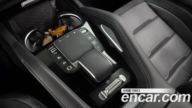 Mercedes-Benz GLE-Class — Фото автомобиля 29