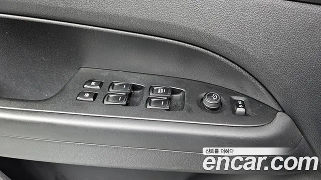 KG_Mobility_Ssangyong Rexton Новый Rexton Sport Khan Дизель 2.2 4WD — Фото автомобиля 27