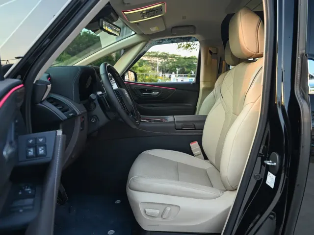 Toyota Alphard — Фото автомобиля 15