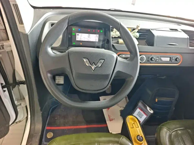 Wuling Hongguang Mini EV — Фото автомобиля 10