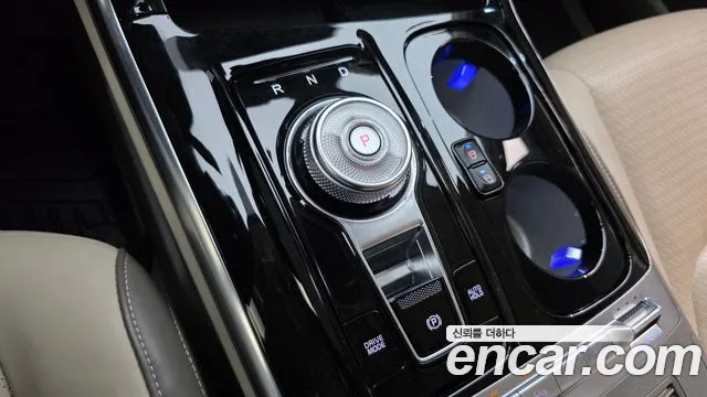 Kia Canival Carnival 4 поколение Дизель 9 мест Hi-Limousine — Фото автомобиля 8