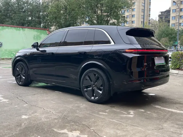 Li Auto L7 — Фото автомобиля 6
