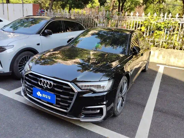 Фотография автомобиля — Audi A6L