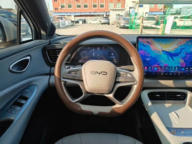 BYD Sealion 06 — Фото автомобиля 15