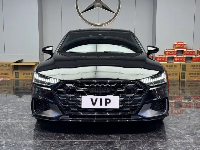 Audi A7L — Фото автомобиля 2