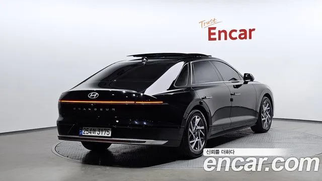 Hyundai Grandeur — Фото автомобиля 2