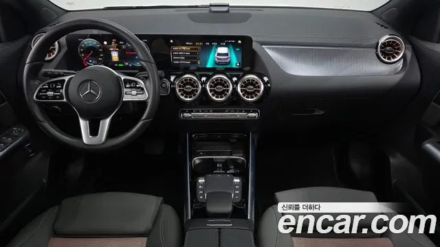 Mercedes-Benz EQA — Фото автомобиля 7