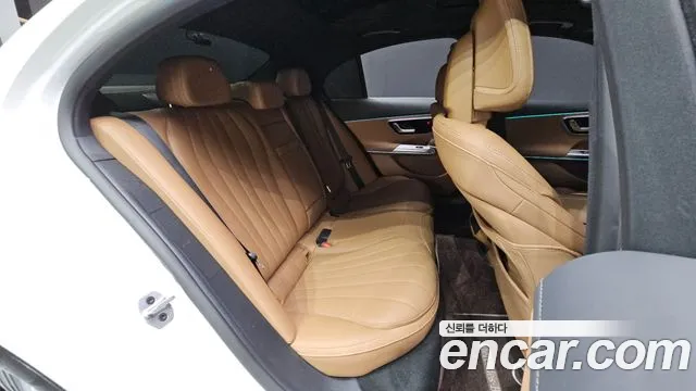 Mercedes-Benz E-Class W214 — Фото автомобиля 17