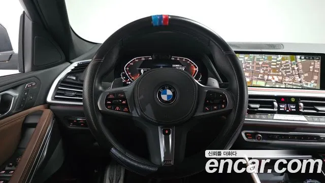 BMW X6 — Фото автомобиля 10