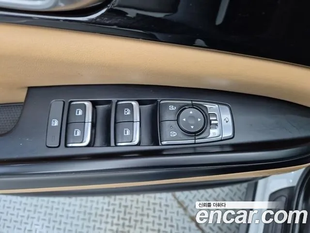 Kia Carnival 4th Gen — Фото автомобиля 18
