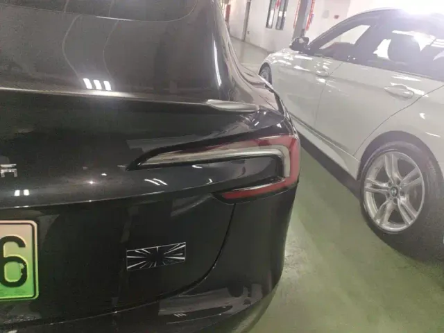 Tesla Model 3 — Фото автомобиля 7