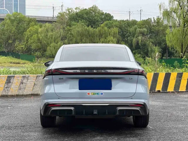 Geely Galaxy L6 — Фото автомобиля 6