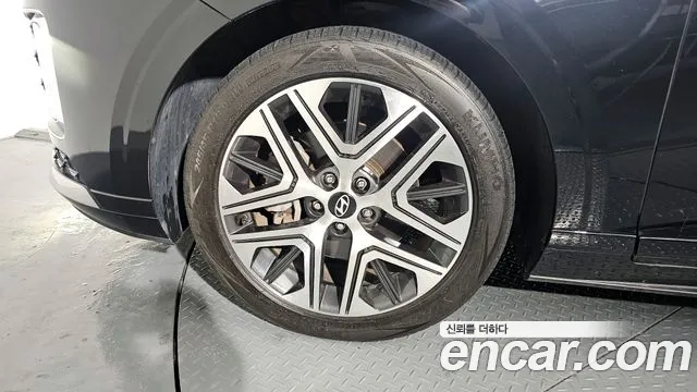 Hyundai Grandeur Grandeur (GN7) 2.5 Бензин 2WD — Фото автомобиля 5