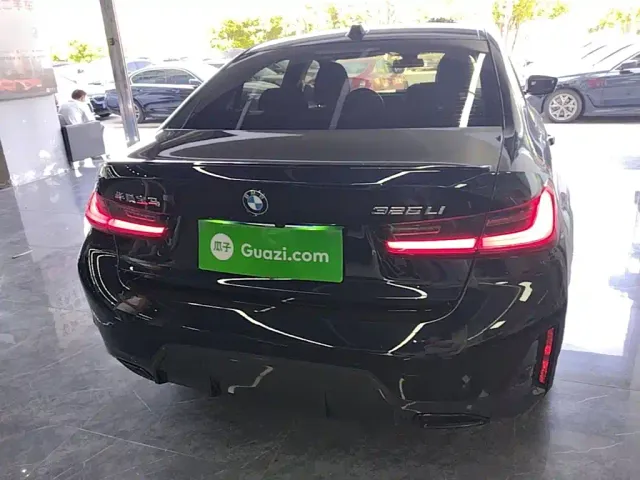 BMW 3 Series — Фото автомобиля 5