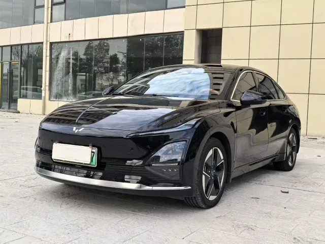 Фотография автомобиля — Wuling Starlight