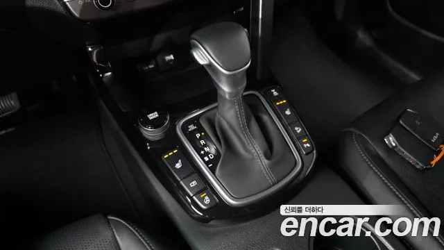 Kia Seltos New — Фото автомобиля 9