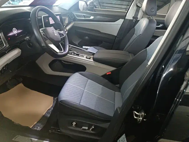 Volkswagen Teramont — Фото автомобиля 10
