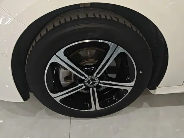 Mercedes-Benz A-Class — Фото автомобиля 24