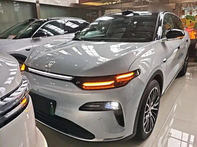 Leapmotor C11 — Фото автомобиля 2