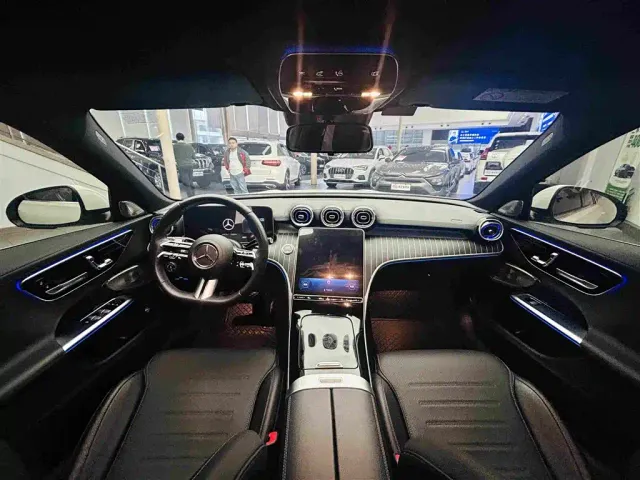 Mercedes-Benz C-Class — Фото автомобиля 15
