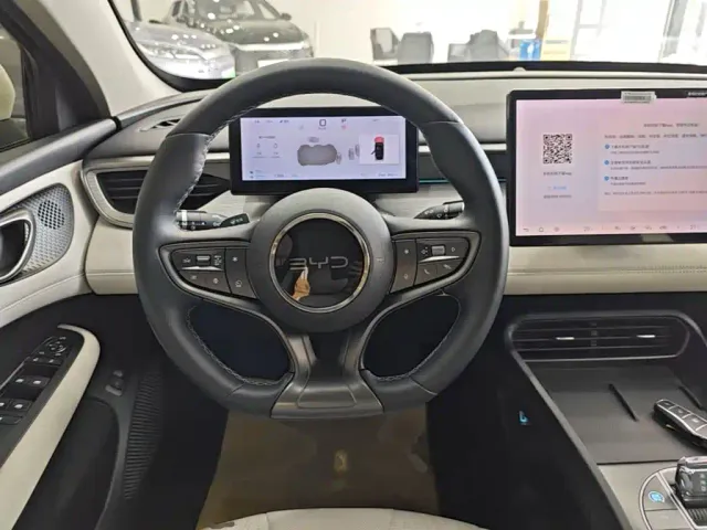BYD Seal 05 DM-i — Фото автомобиля 10