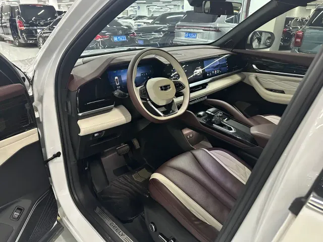 Geely Xingyue L — Фото автомобиля 4