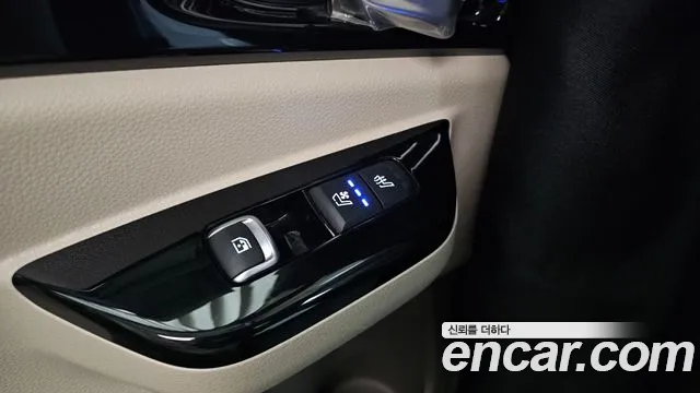 Kia Canival Carnival 4 поколение 9 мест Hi-Limousine — Фото автомобиля 18