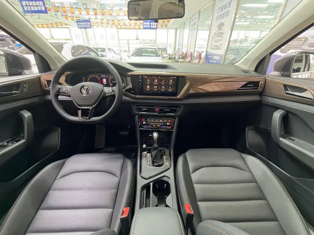 Volkswagen Tharu — Фото автомобиля 9