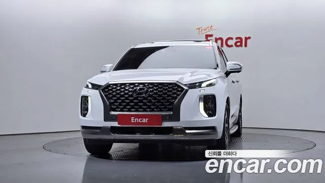 Hyundai Palisade Palisade Дизель 2.2 2WD — Фото автомобиля 3