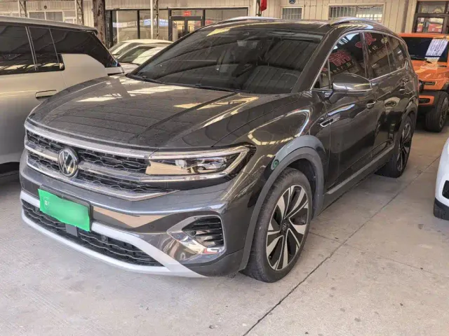 Фотография автомобиля — Volkswagen Talagon