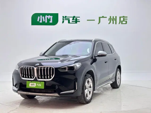 Фотография автомобиля — BMW X1
