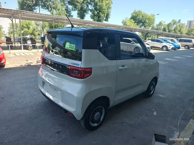 Wuling Hongguang Mini EV — Фото автомобиля 5