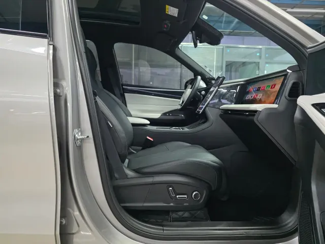 Geely Galaxy L7 — Фото автомобиля 11