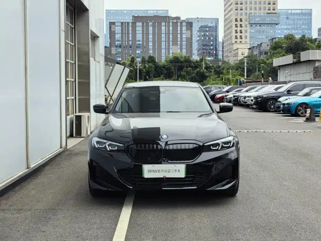 BMW i3 — Фото автомобиля 2