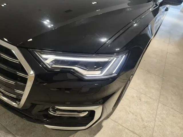 Audi A6L — Фото автомобиля 17
