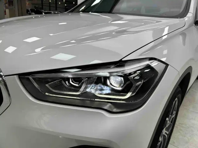 BMW X1 — Фото автомобиля 24