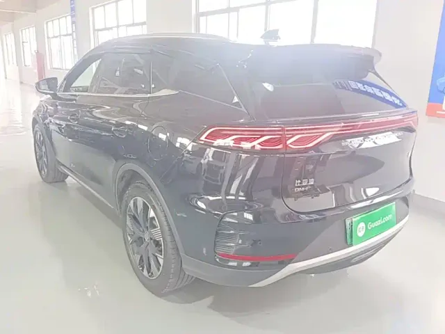 BYD Tang — Фото автомобиля 4