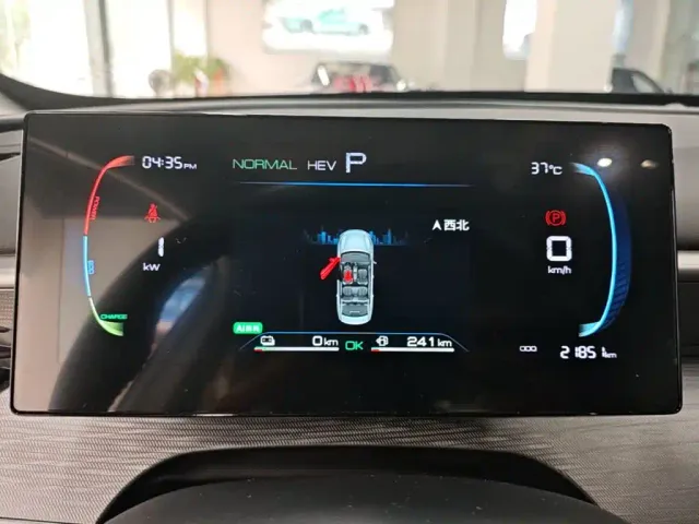 BYD Seal 05 DM-i — Фото автомобиля 11