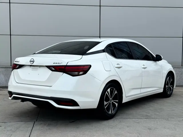 Nissan Sylphy — Фото автомобиля 6