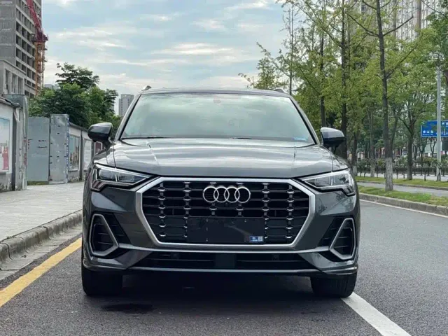 Audi Q3 — Фото автомобиля 2