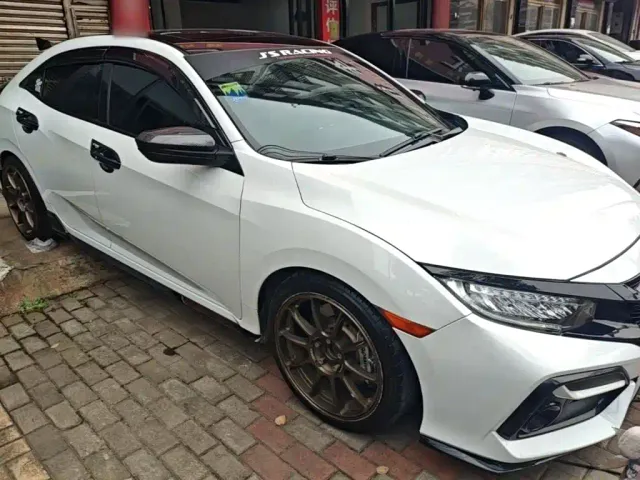 Honda Civic — Фото автомобиля 3