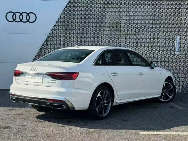 Audi Audi A4L 2024 40 TFSI Fashion Dynamic — Фото автомобиля 4