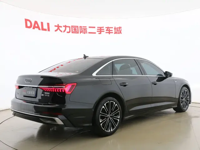 Audi A6L — Фото автомобиля 14