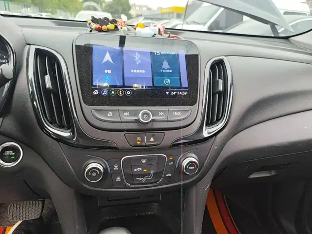 Chevrolet Equinox — Фото автомобиля 12