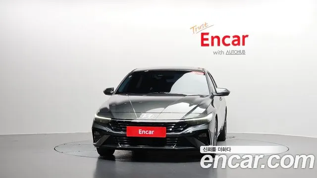 Hyundai Avante CN7 — Фото автомобиля 3
