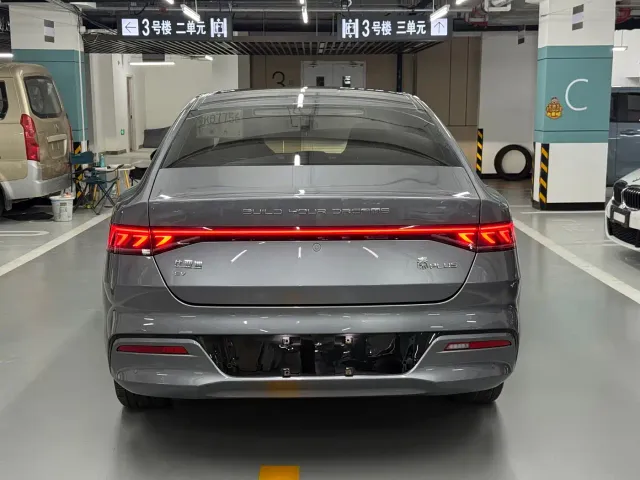 BYD Qin PLUS — Фото автомобиля 5