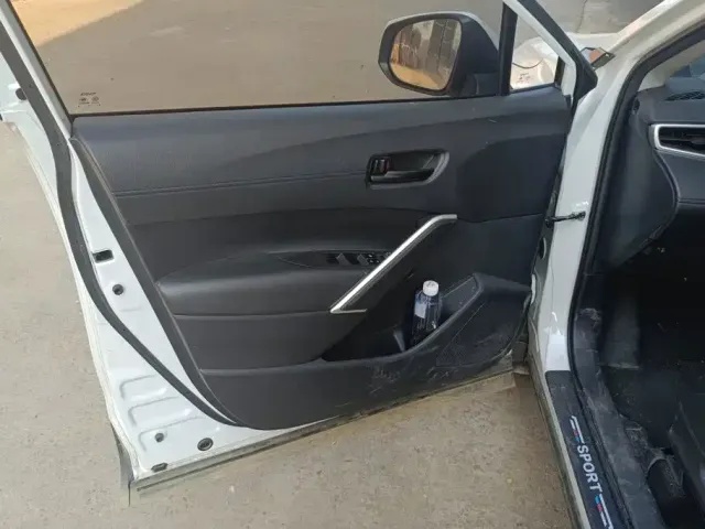 Toyota Frontlander 2023 2.0L CVT Elite Edition — Фото автомобиля 7
