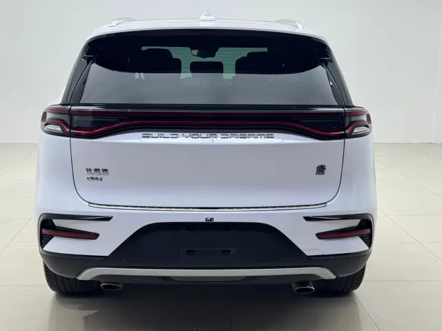 BYD Tang — Фото автомобиля 5