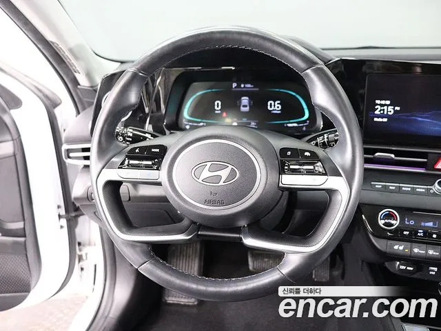 Hyundai AVANTE Новый Avante (CN7) — Фото автомобиля 7