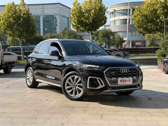 Audi Q5L — Фото автомобиля 3